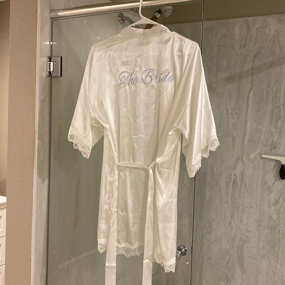 In blooms bridal robe